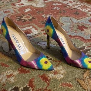 Manolos- in great shape for being loved